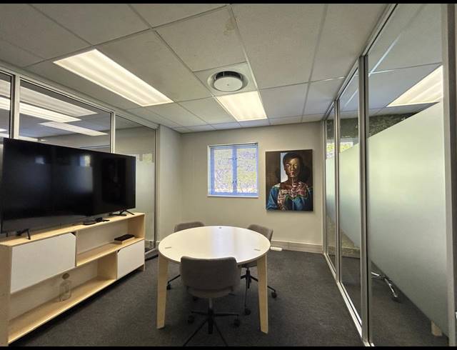 159M² OFFICE TO LET IN STEENBERG